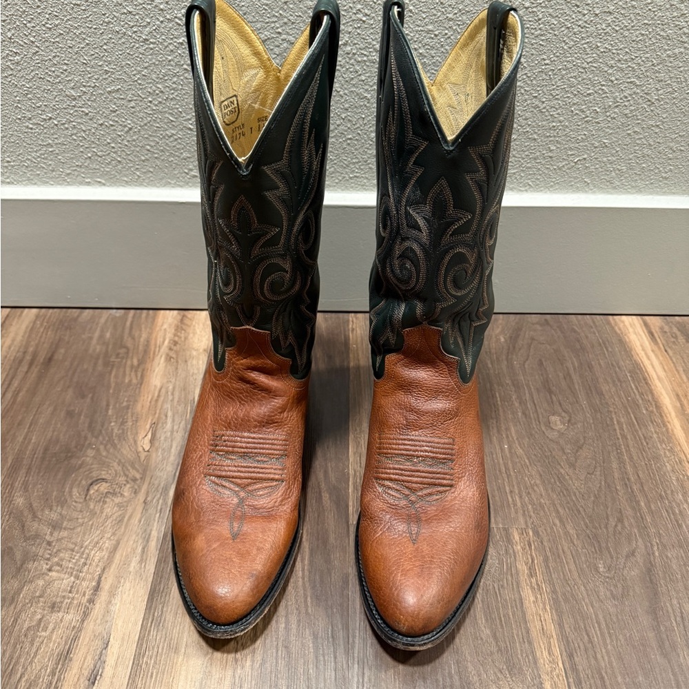 Dan Post Western Boots with Decorative Stitching 11D